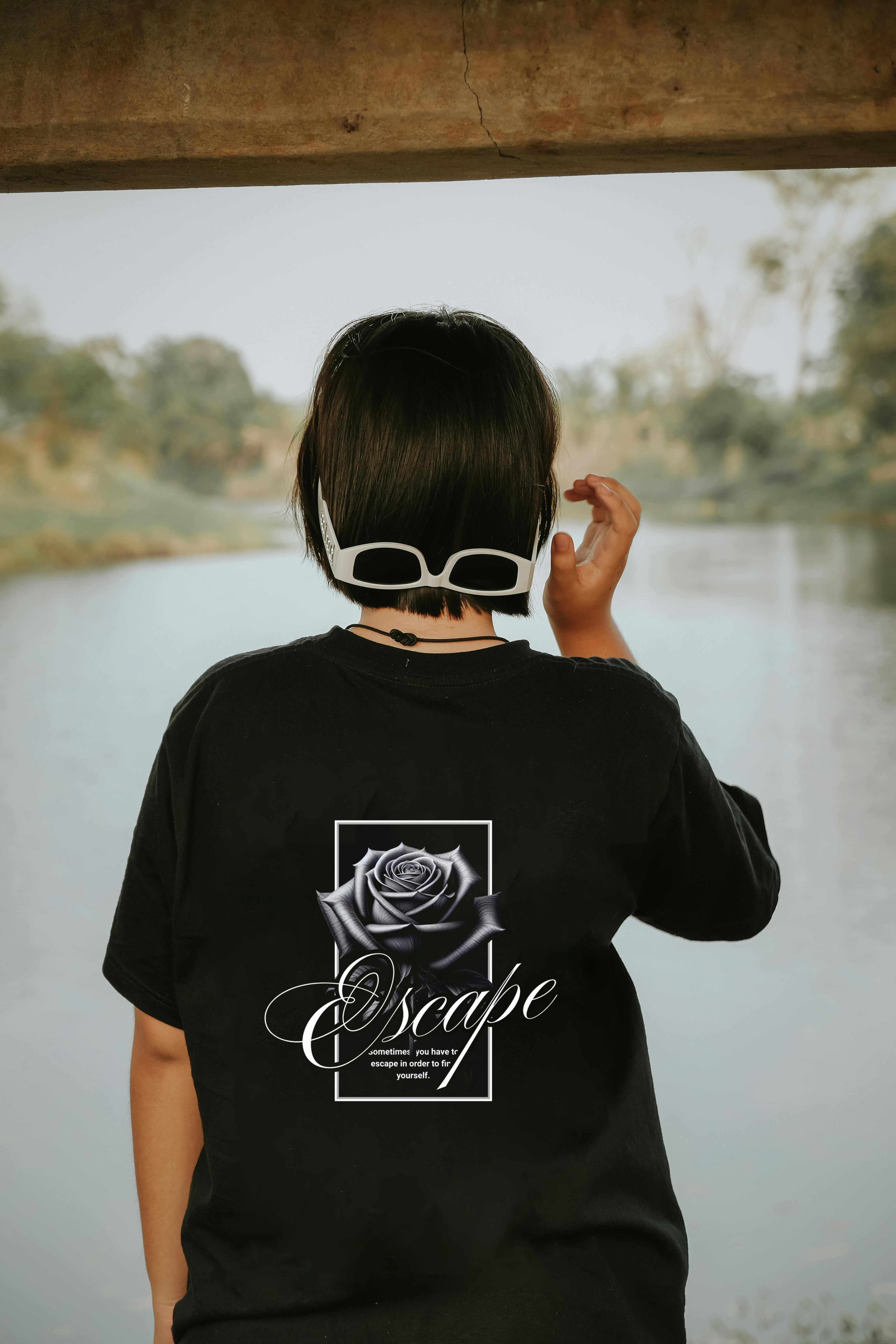 Escape Rose Tee
